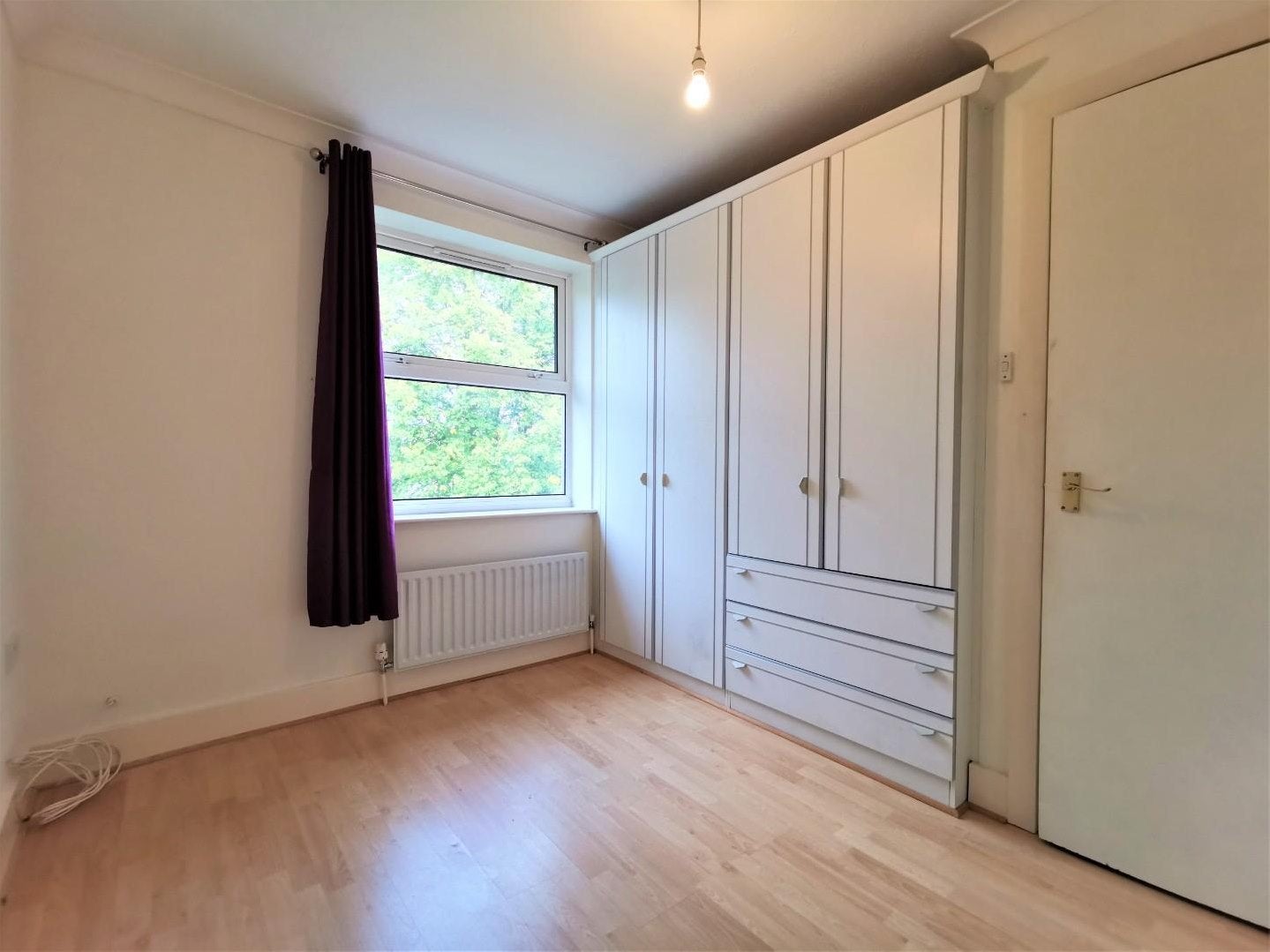 Flat Canning Road in Greater London
