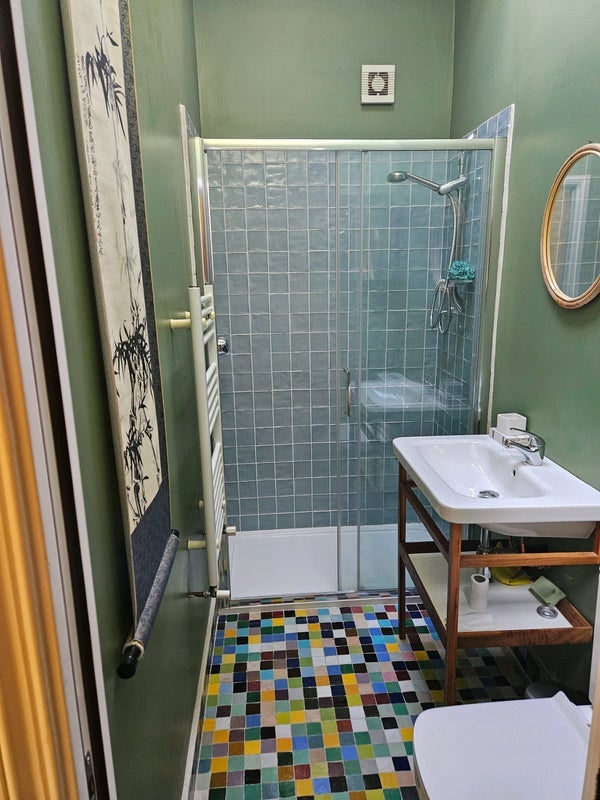 Room Fawnbrake Avenue in Greater London