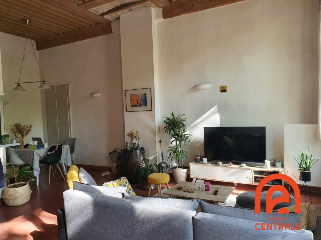 Appartement Place Marcel Bertone à Lyon