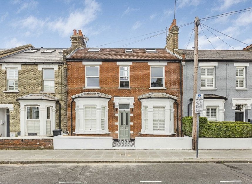 Flat Bishop's Road in Greater London