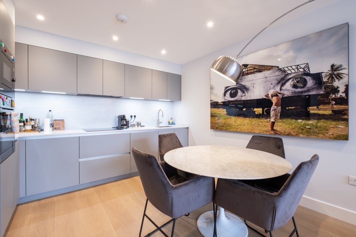Flat Fulham Road in Greater London