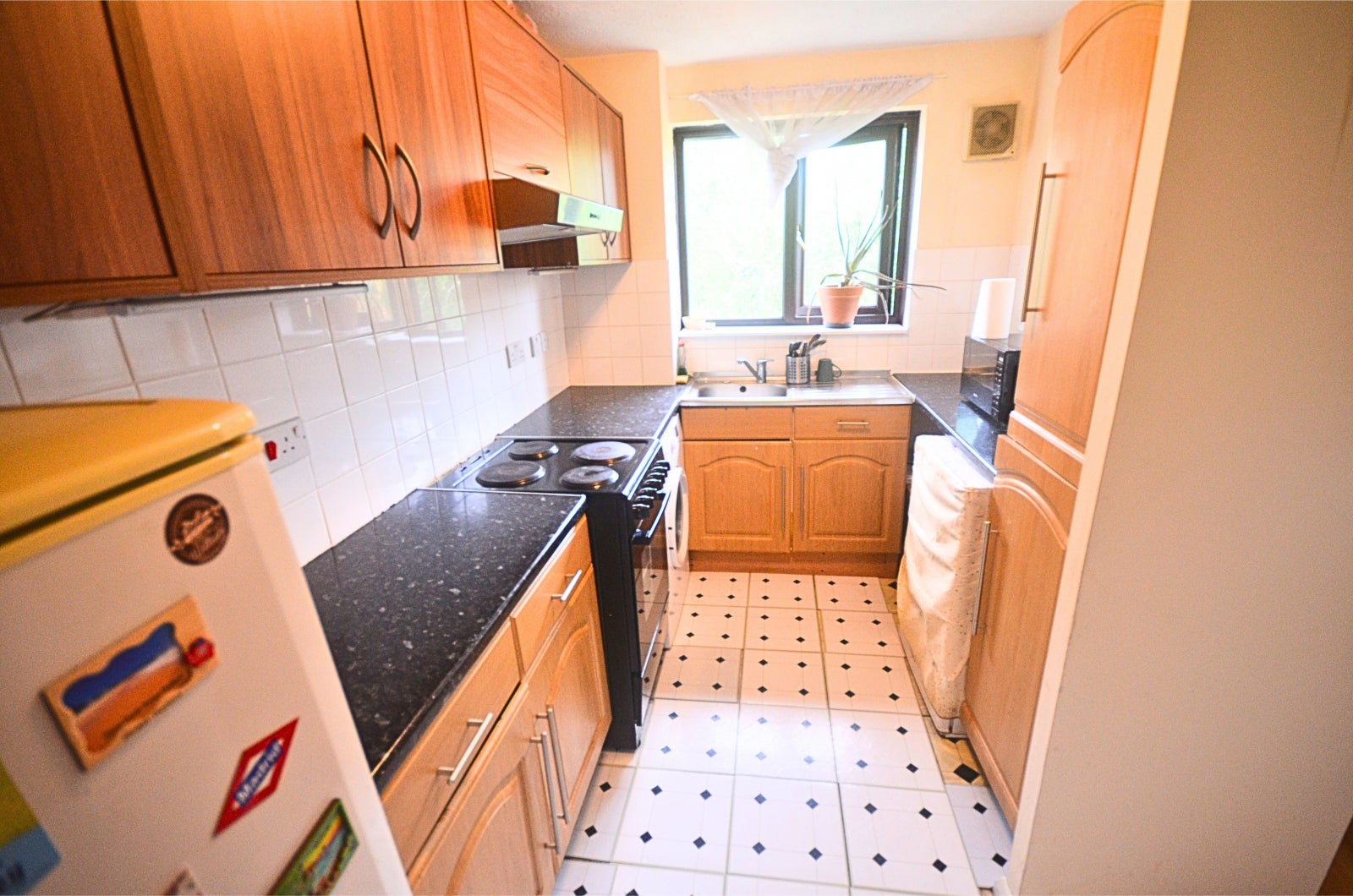 Flat Carolina Close in London