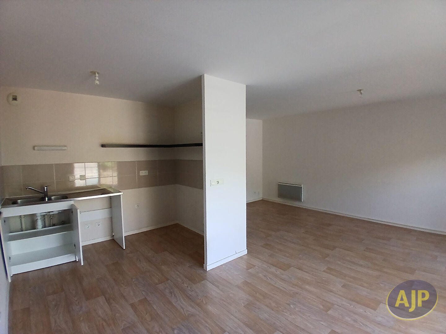 Flat Chemin Rural de Terre-Neuve à la Turluterie in Luçay-le-Mâle