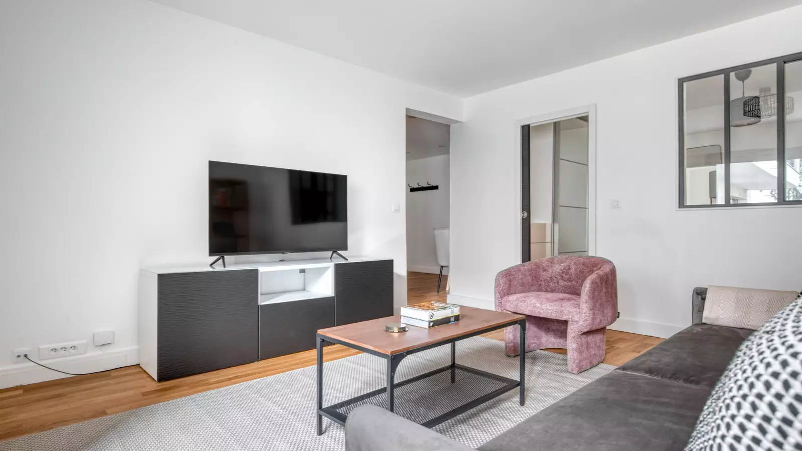Flat Rue Mireille in Le Bourget