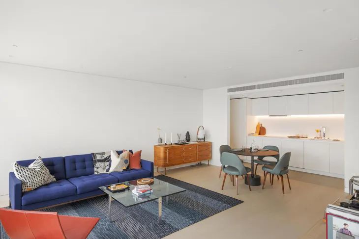 Flat St Giles Square in Greater London