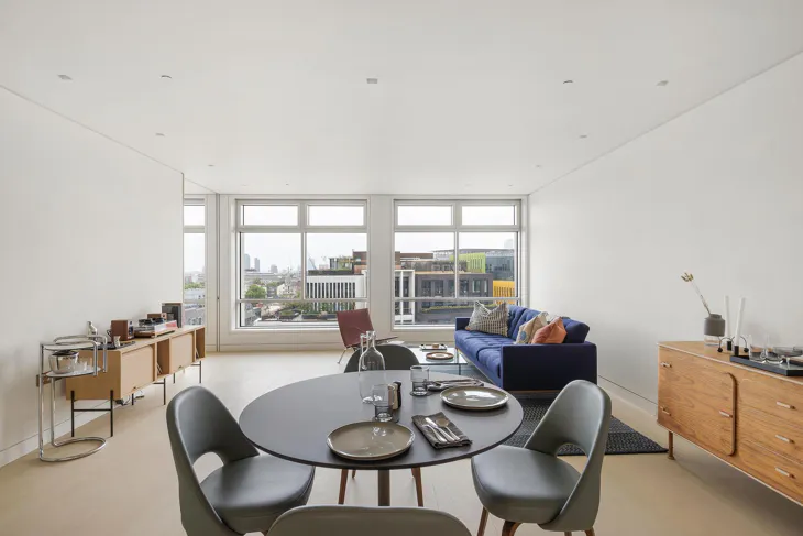Flat St Giles Square in Greater London