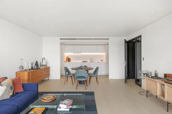 Flat St Giles Square in Greater London