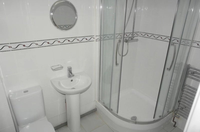Room The Green in Greater London