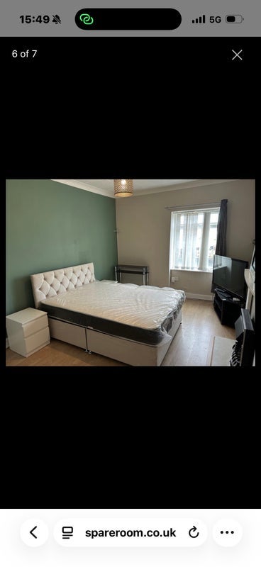 Room South Road in Crosby