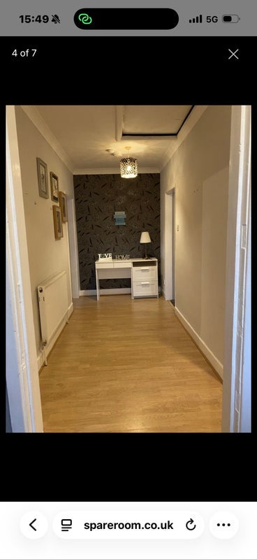 Room South Road in Crosby