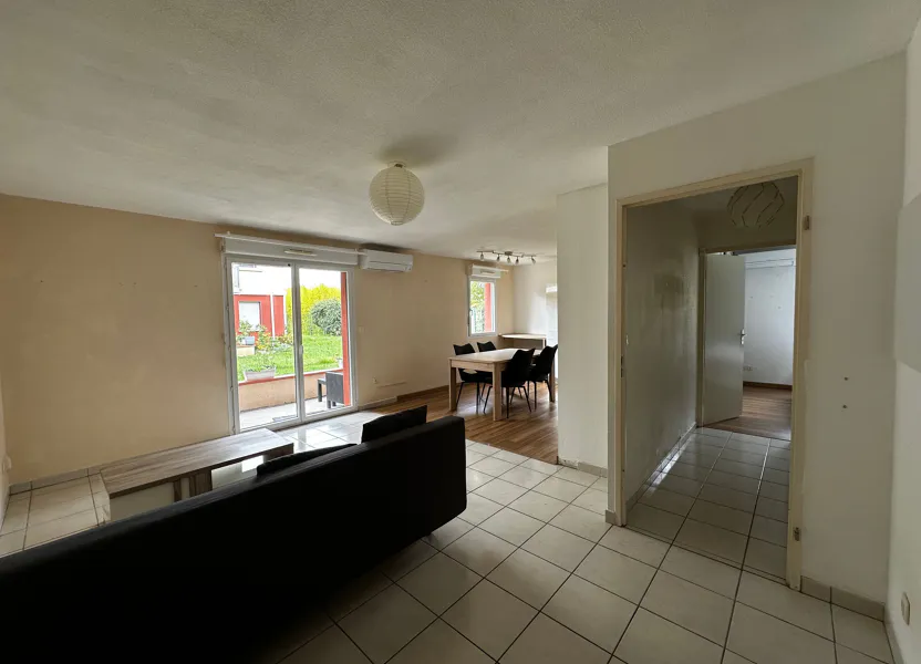 Appartement Avenue des Pyrénées à Lavernose-Lacasse