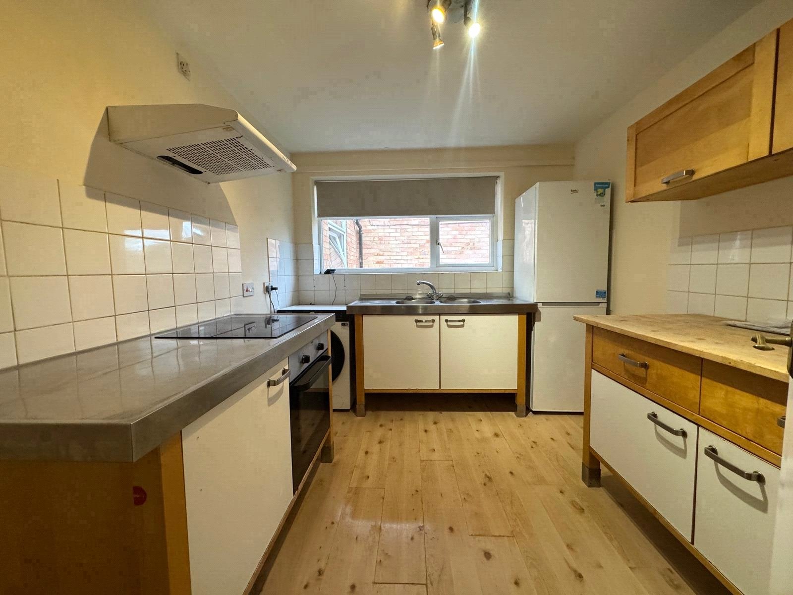 Flat Milverton Crescent West in Leamington