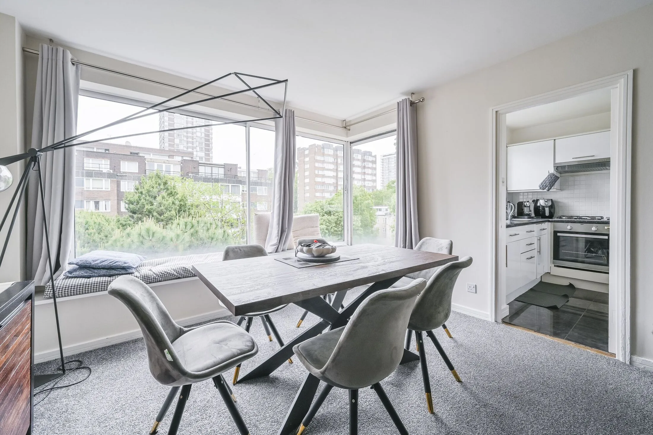 Flat Southwick Street in City of Westminster