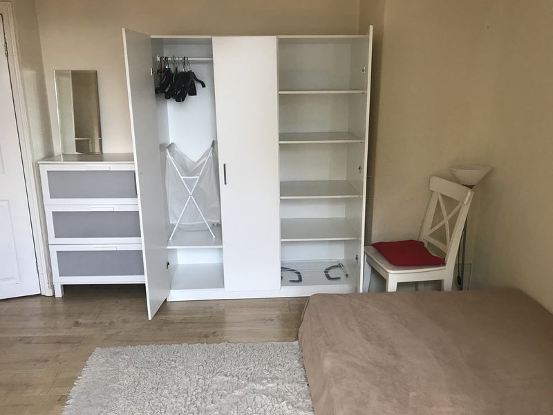 Room Winfield Grove in Leeds