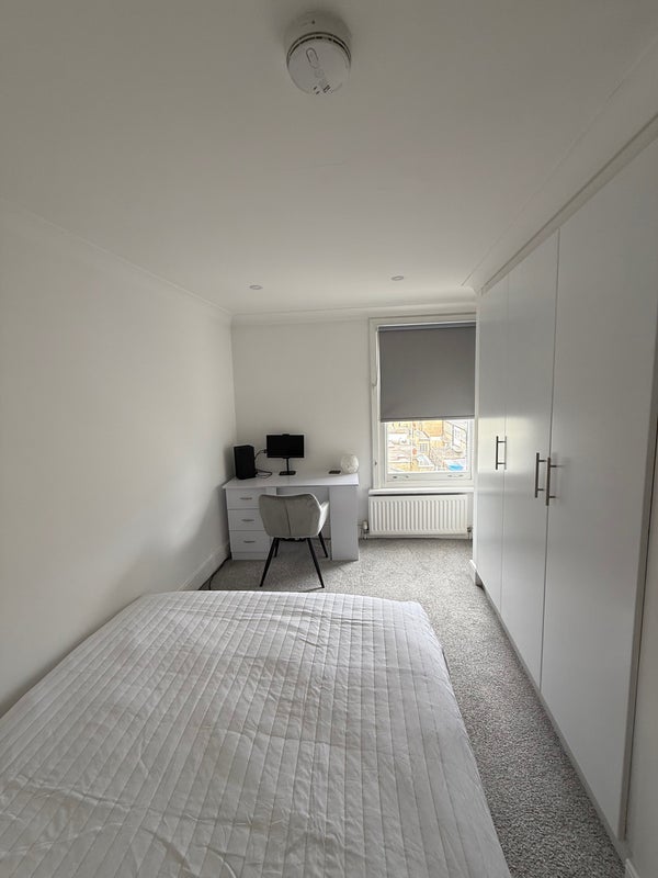 Room Old Brompton Road in Greater London