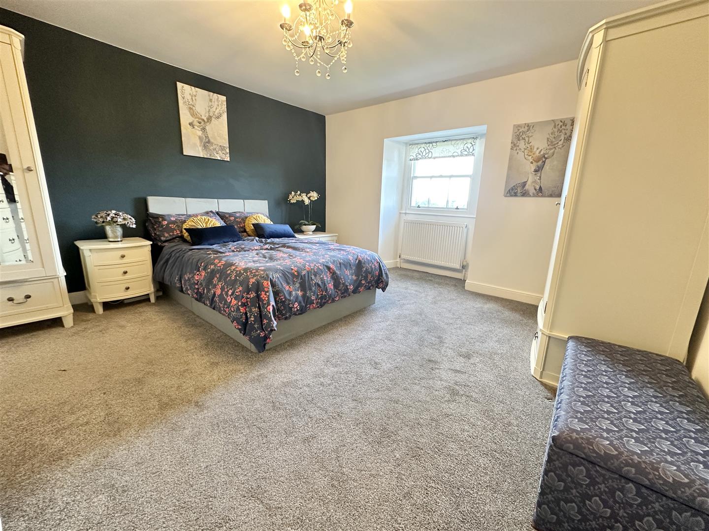 Flat Henbury Road in Bristol