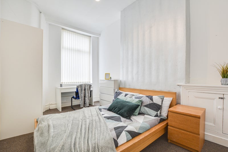 House Merwood Grove in Manchester
