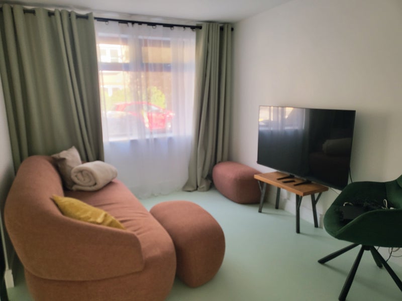 Room Barker Drive in Greater London