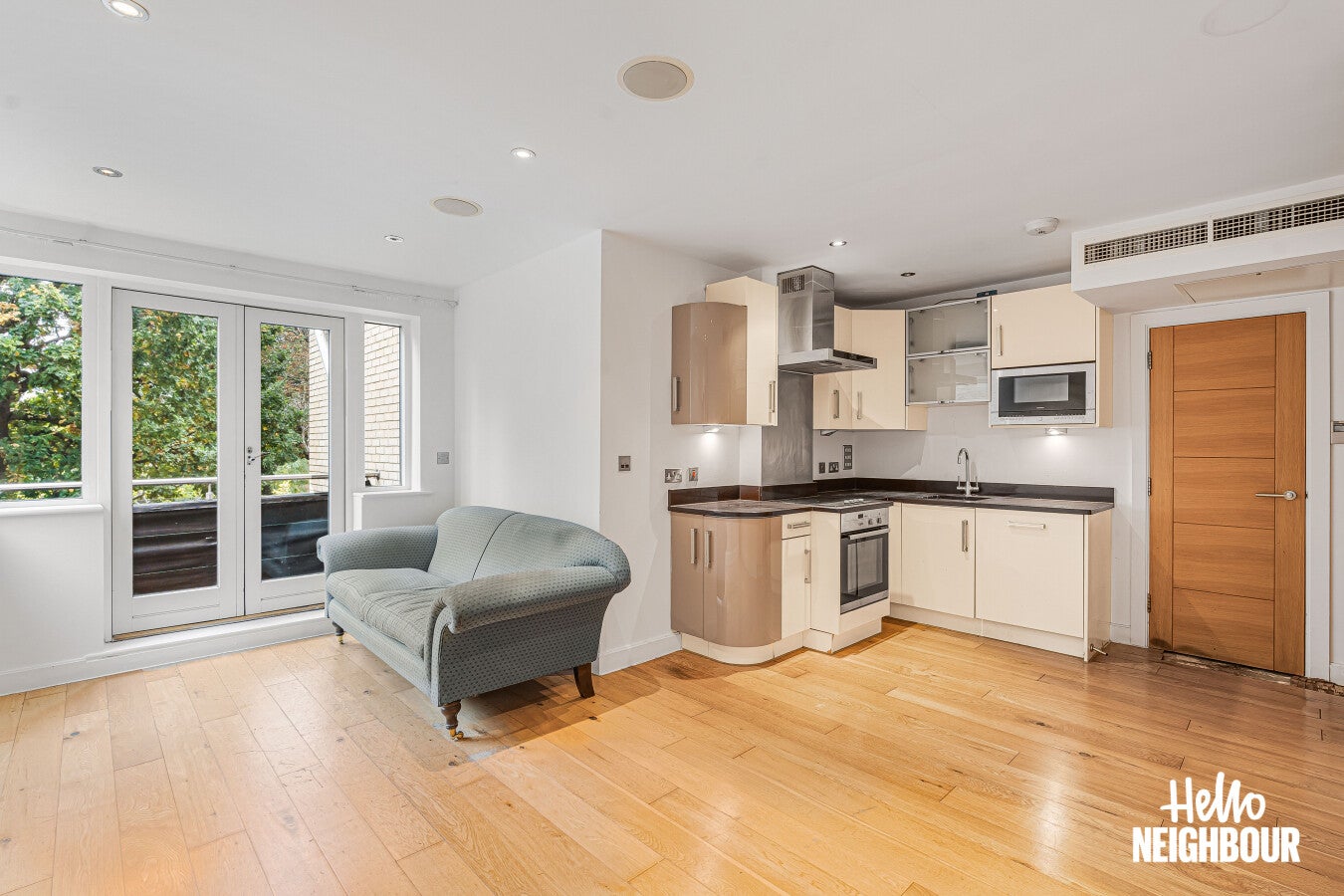 Flat Upper Richmond Road in Greater London