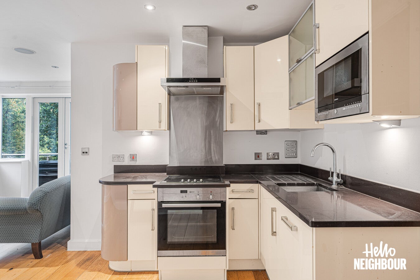 Flat Upper Richmond Road in Greater London