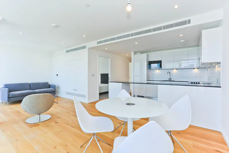 Flat Wood Lane in Greater London