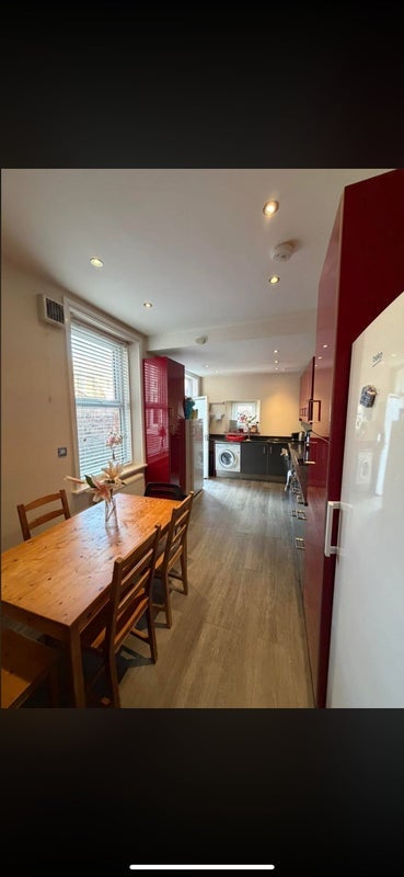 Room Osborne Avenue in Newcastle upon Tyne
