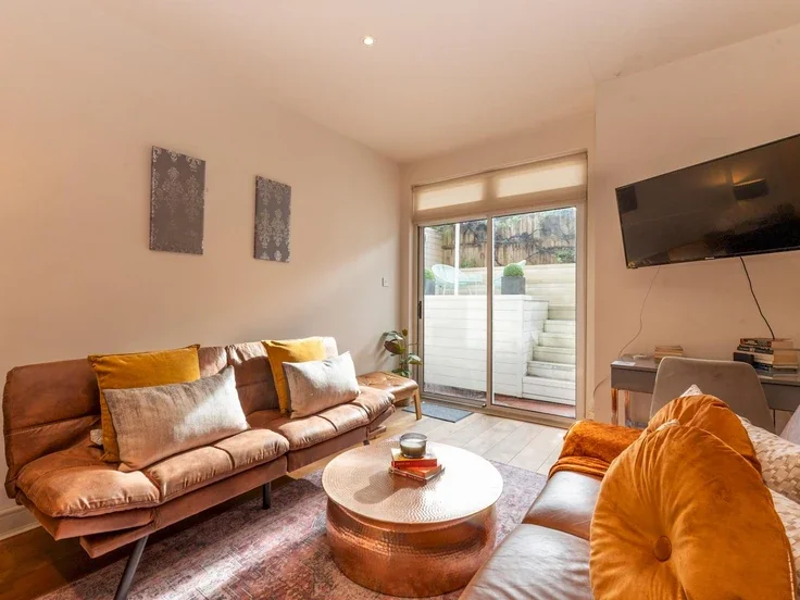 Flat Palliser Road in Greater London