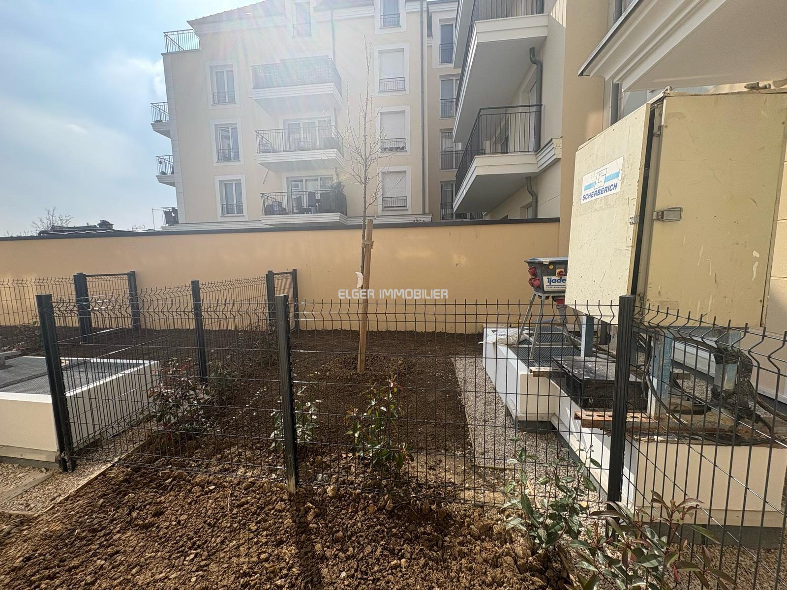 Flat Allée d'Aulnay in Le Blanc-Mesnil