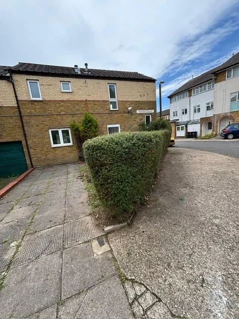 House Plumstead Avenue in Milton Keynes
