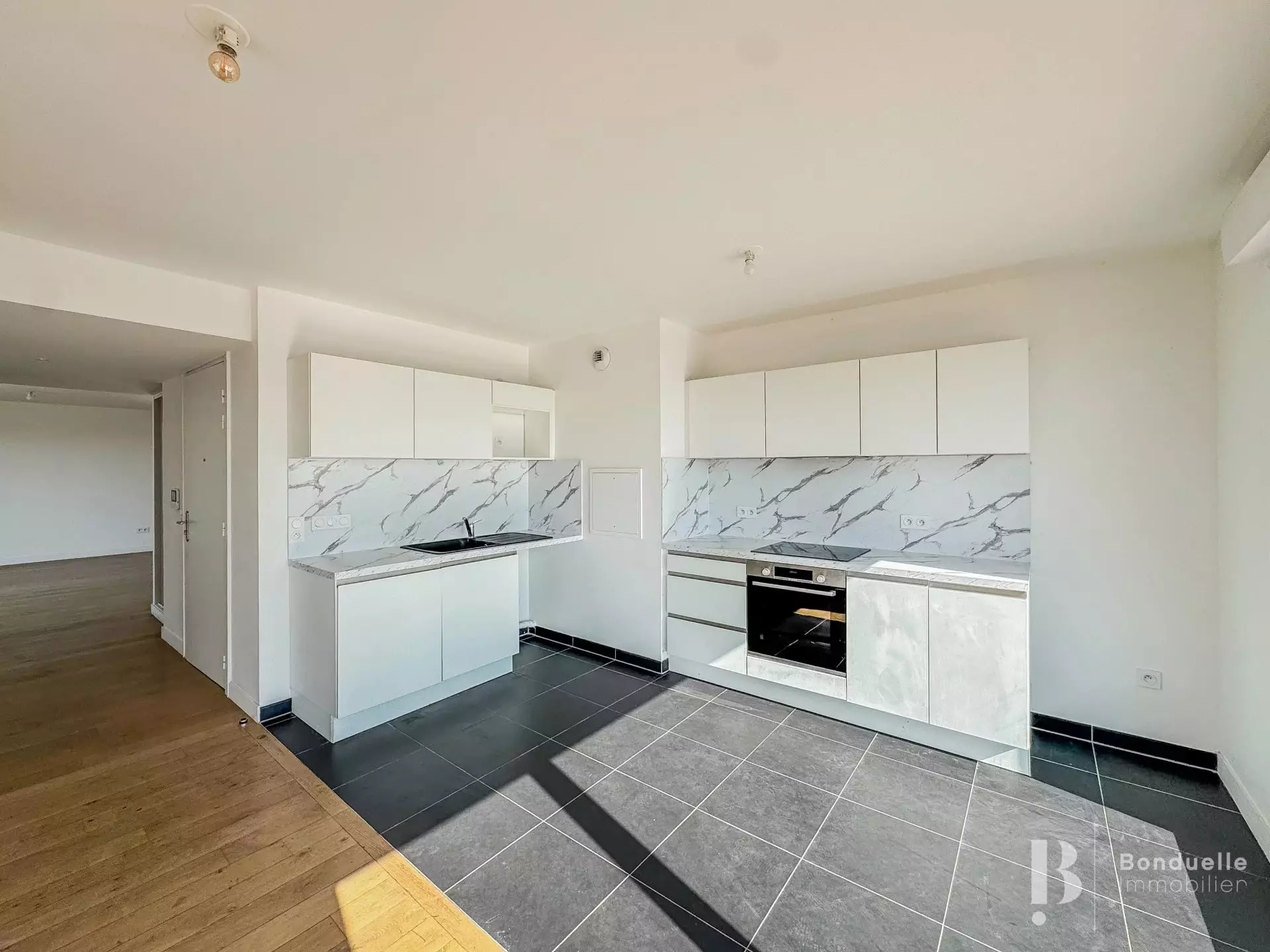 Flat Quai de Clichy - Charles de Gaulle in Clichy