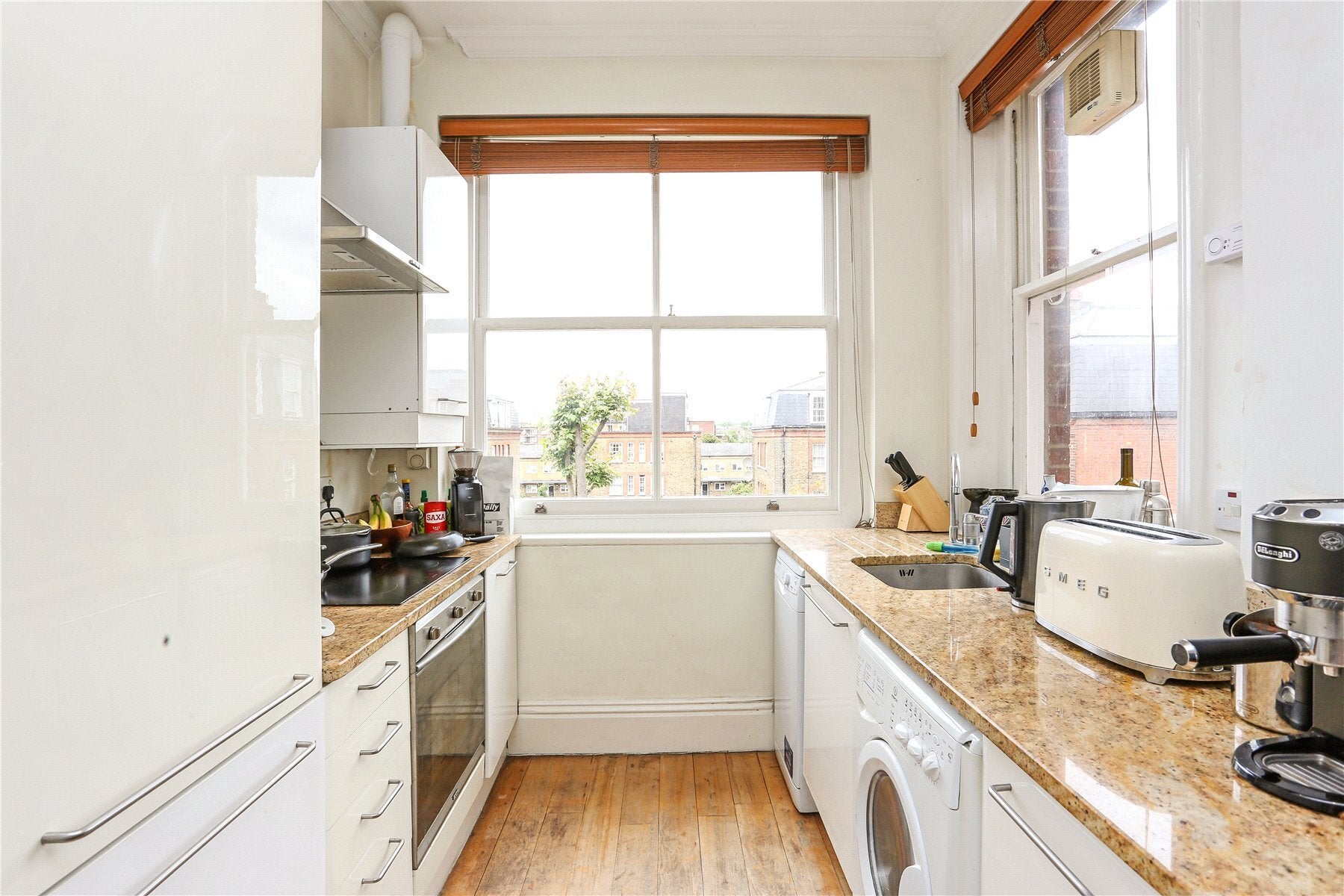 Flat Draycott Place in Greater London