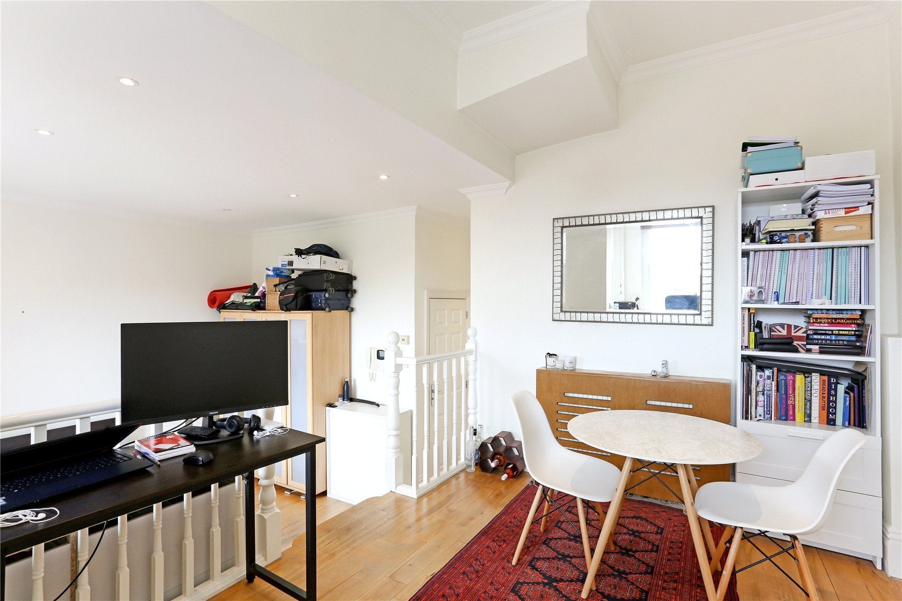 Flat Draycott Place in Greater London