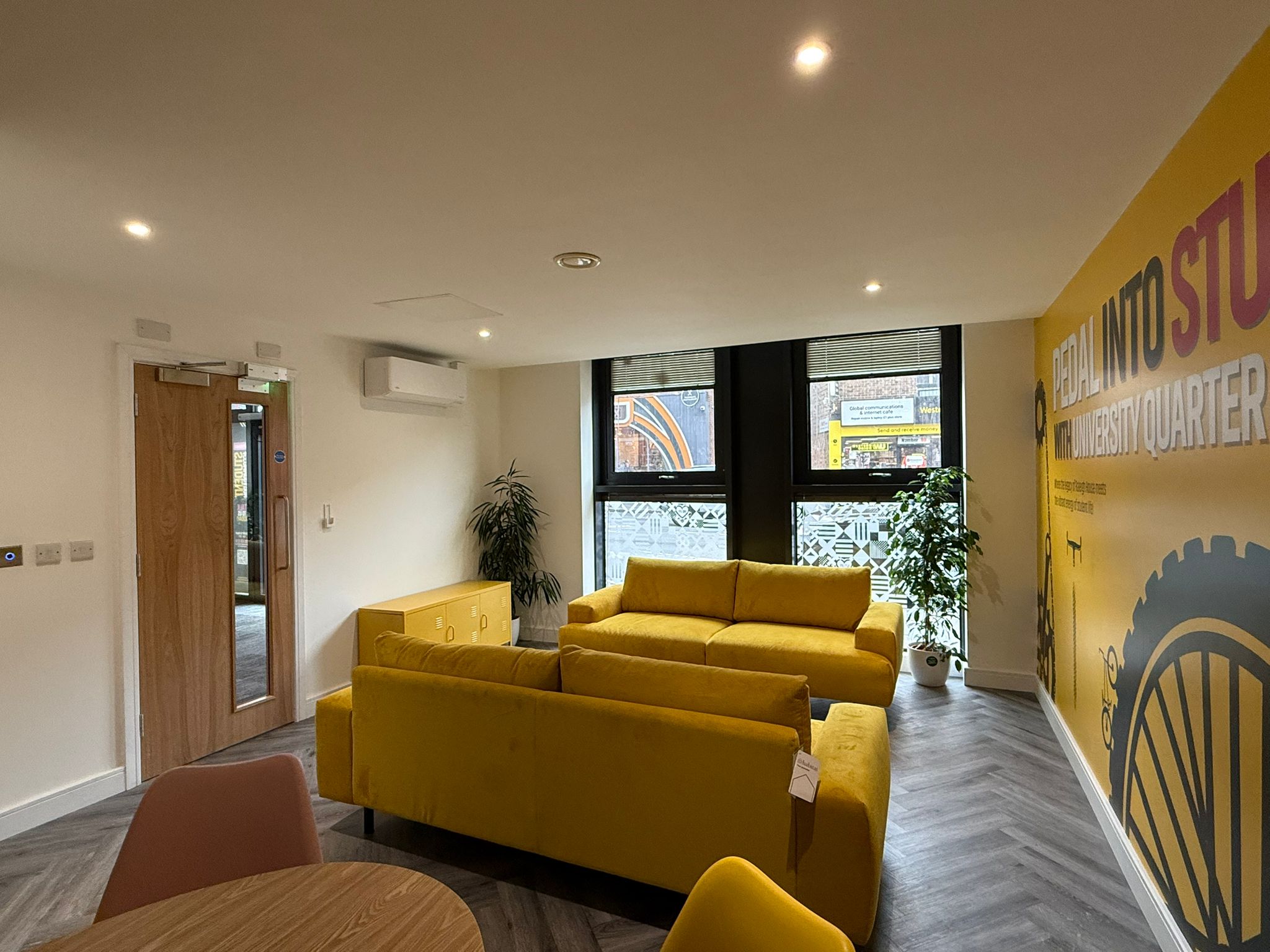 Room Alfreton Road in Nottingham