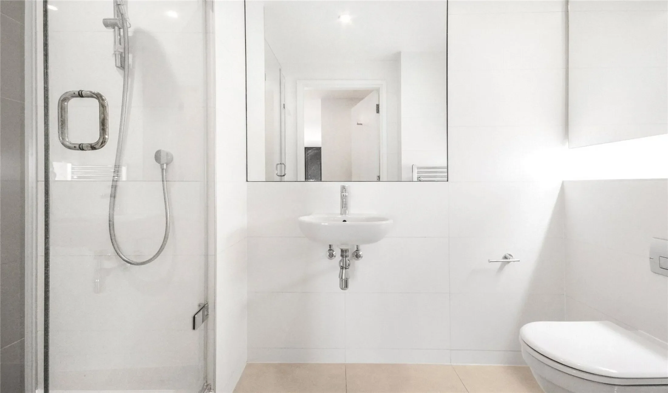 Flat Wollaston Close in Greater London