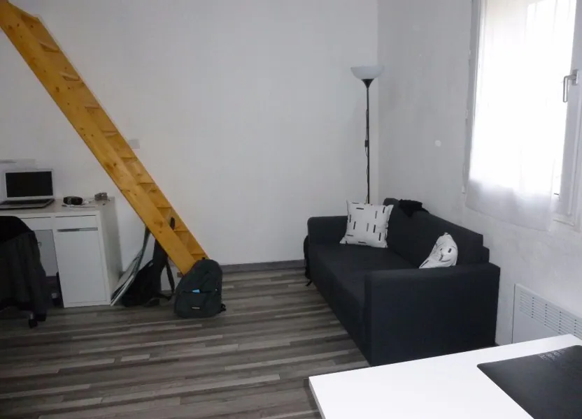 Chambre Rue Vidal à Nîmes