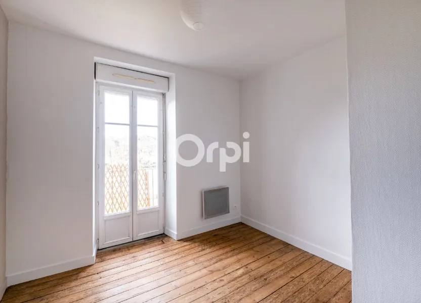 Flat Rue Jean-Claude Papon in Aixe-sur-Vienne