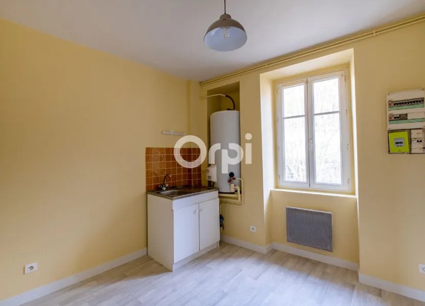 Flat Rue Jean-Claude Papon in Aixe-sur-Vienne