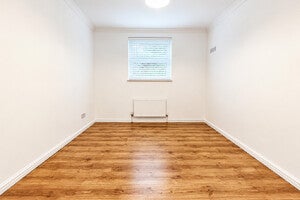 Flat Arnold Close in East Hertfordshire