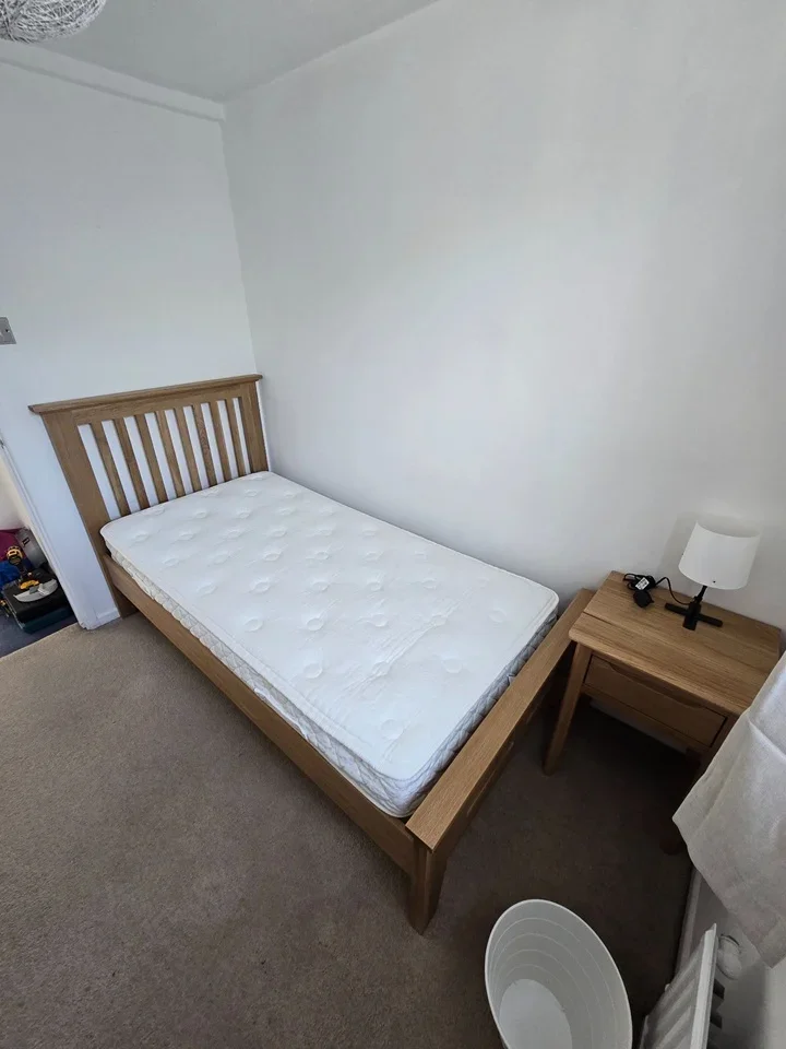 House Arncliffe in Bracknell