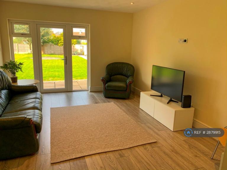 Room Bicester Road in Cherwell District