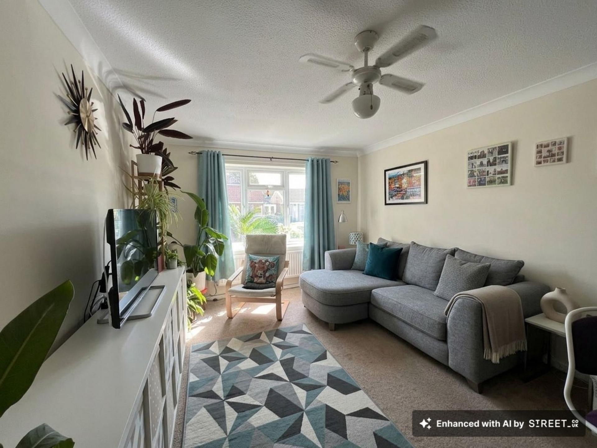 Flat Chestnut Avenue in Exeter