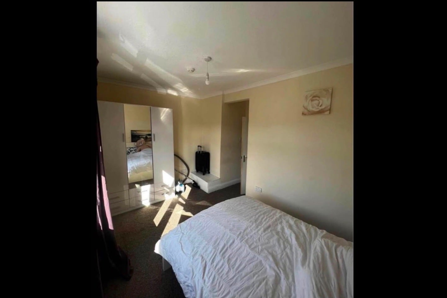Room Derwent Gardens in Greater London