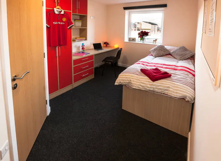 Room Middle Street in Nottingham