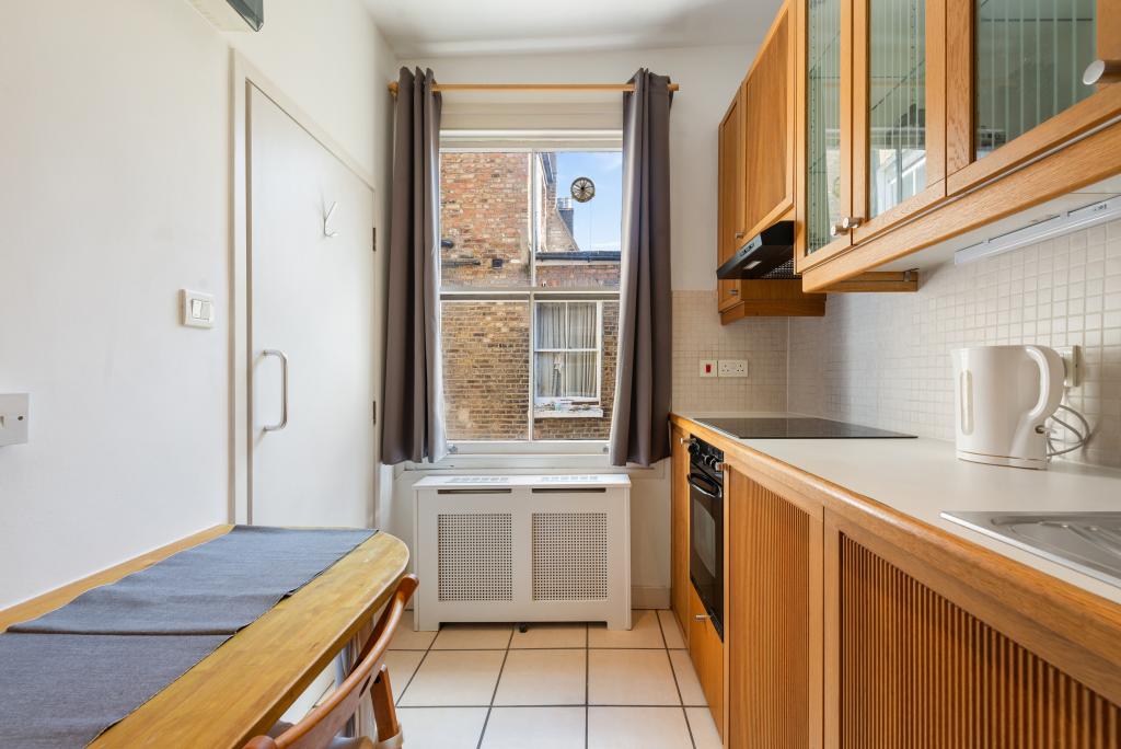 Room Fairholme Road in Greater London