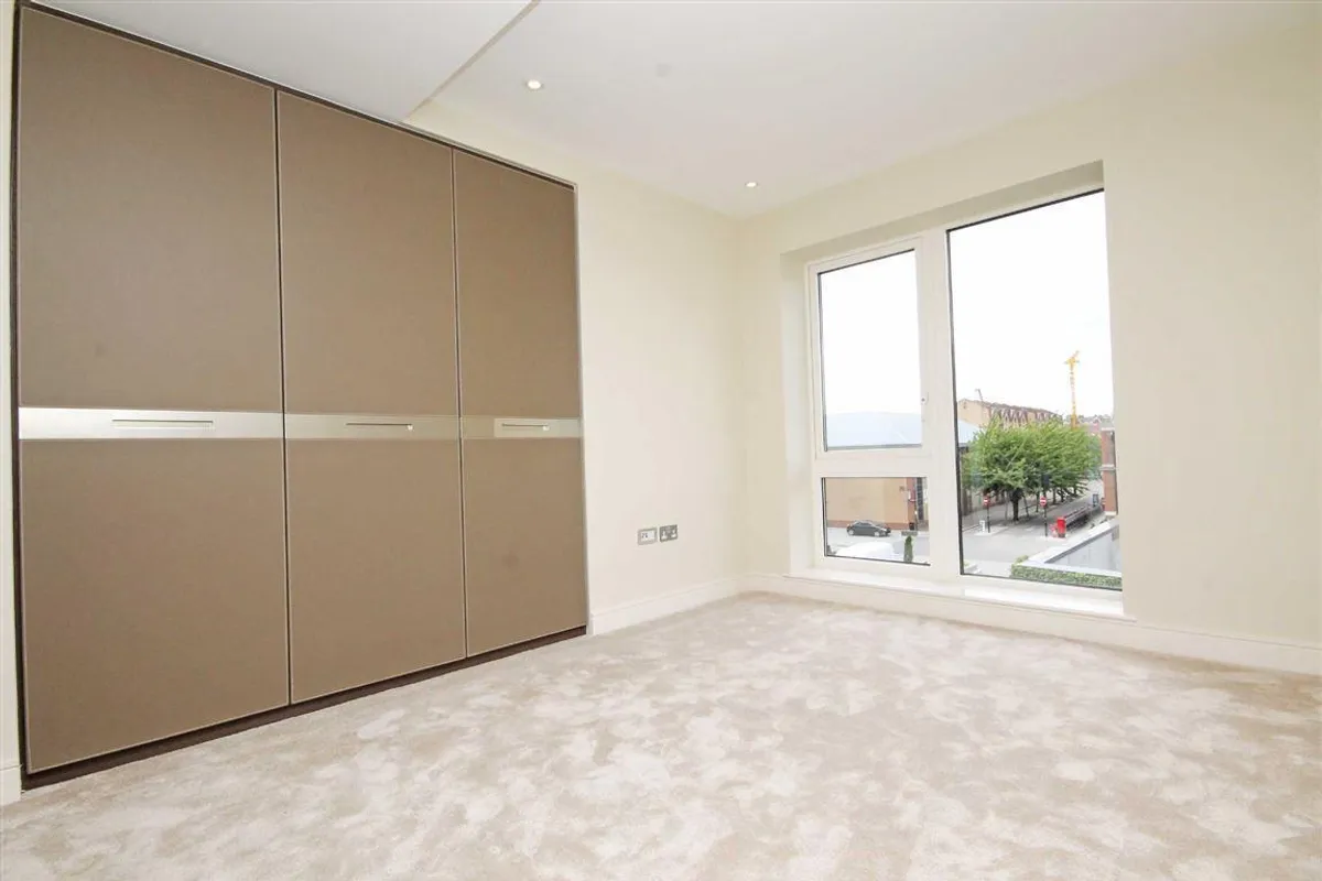 Flat King Henry's Reach in Greater London