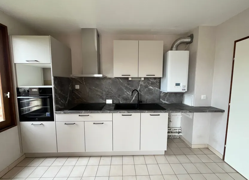 Appartement Grande Rue de la Coupée à Charnay-lès-Mâcon