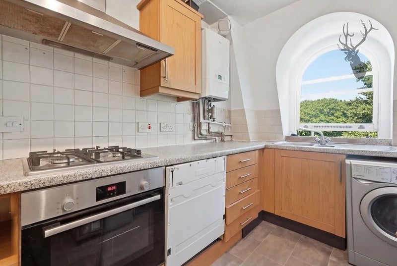 Room Rectory Square in Greater London