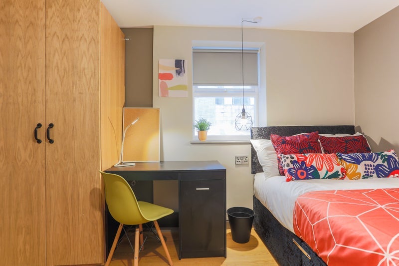 Room Borough Road in Middlesbrough