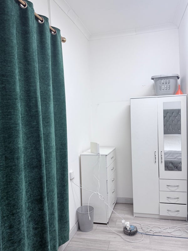 Room West Derby Road in Liverpool