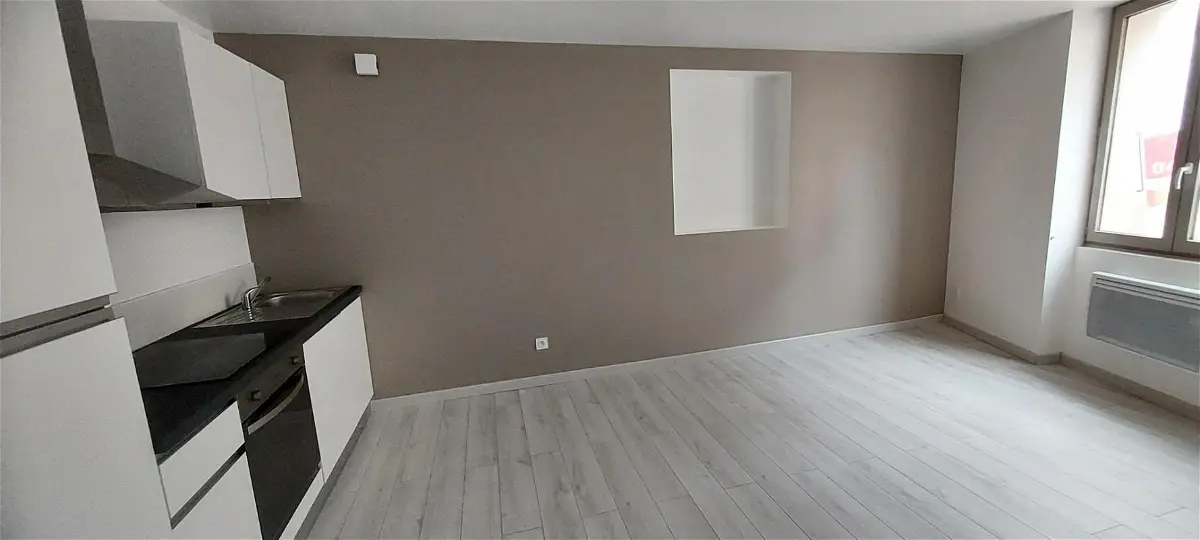 Flat Rue des Remparts in Saint-Vallier